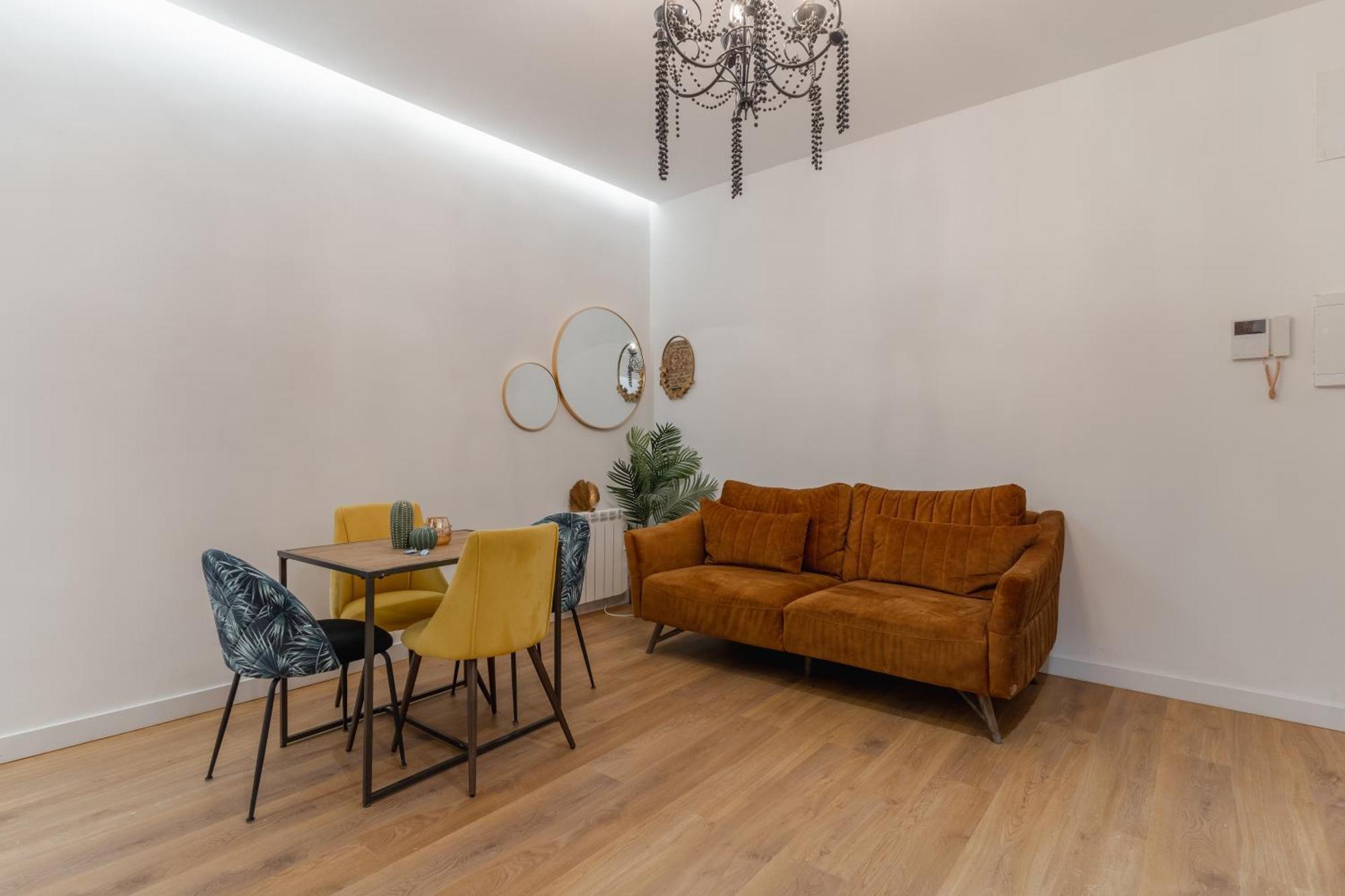 Cozy Central-2bd 2bth-chueca * Madri
