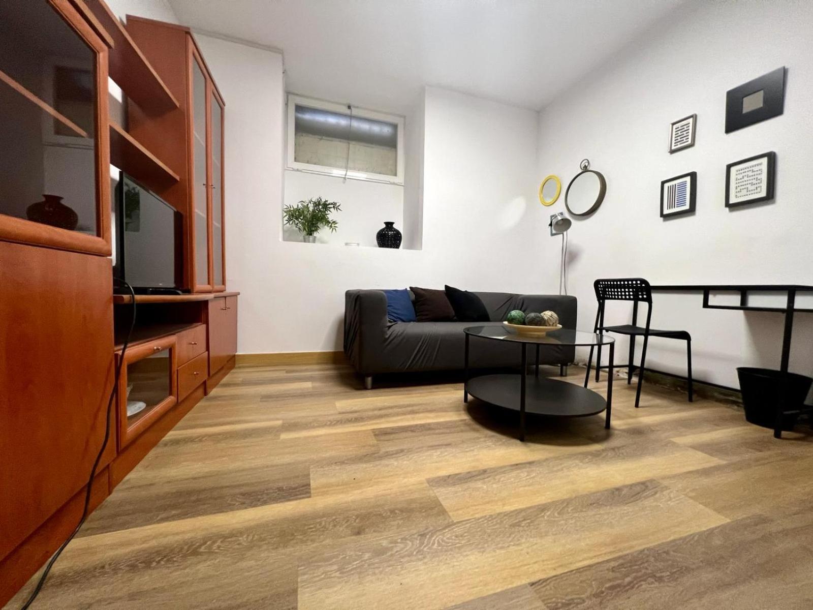 Piso En Arguelles * Madrid