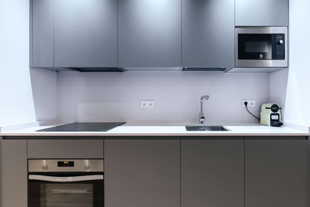 Apartment New Luxury Flat Next To Gran Via Madrid