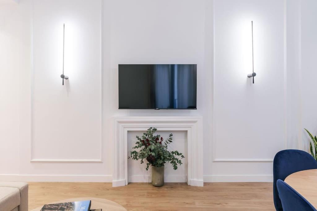 New Luxury Flat Next To Gran Via Madrid