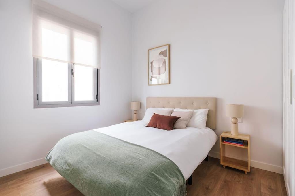 New Luxury Flat Next To Gran Via *