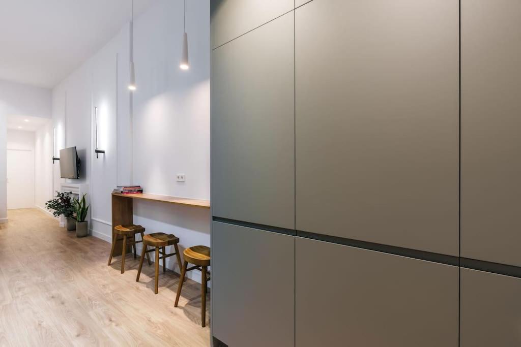 New Luxury Flat Next To Gran Via Apartment