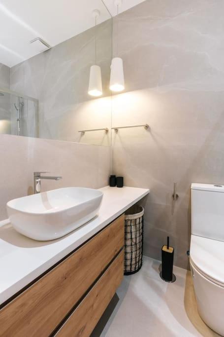 New Luxury Flat Next To Gran Via Apartamento Madri
