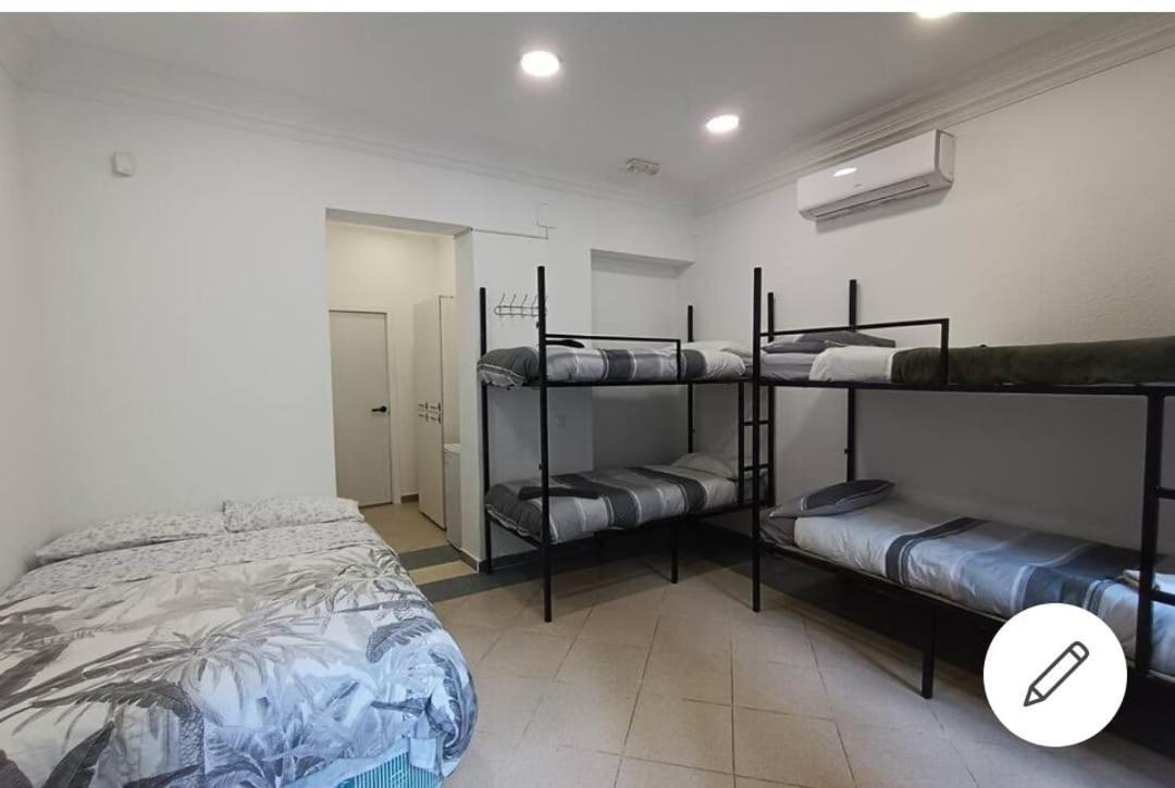 Casa de hóspedes Parsa Residencial House Madri