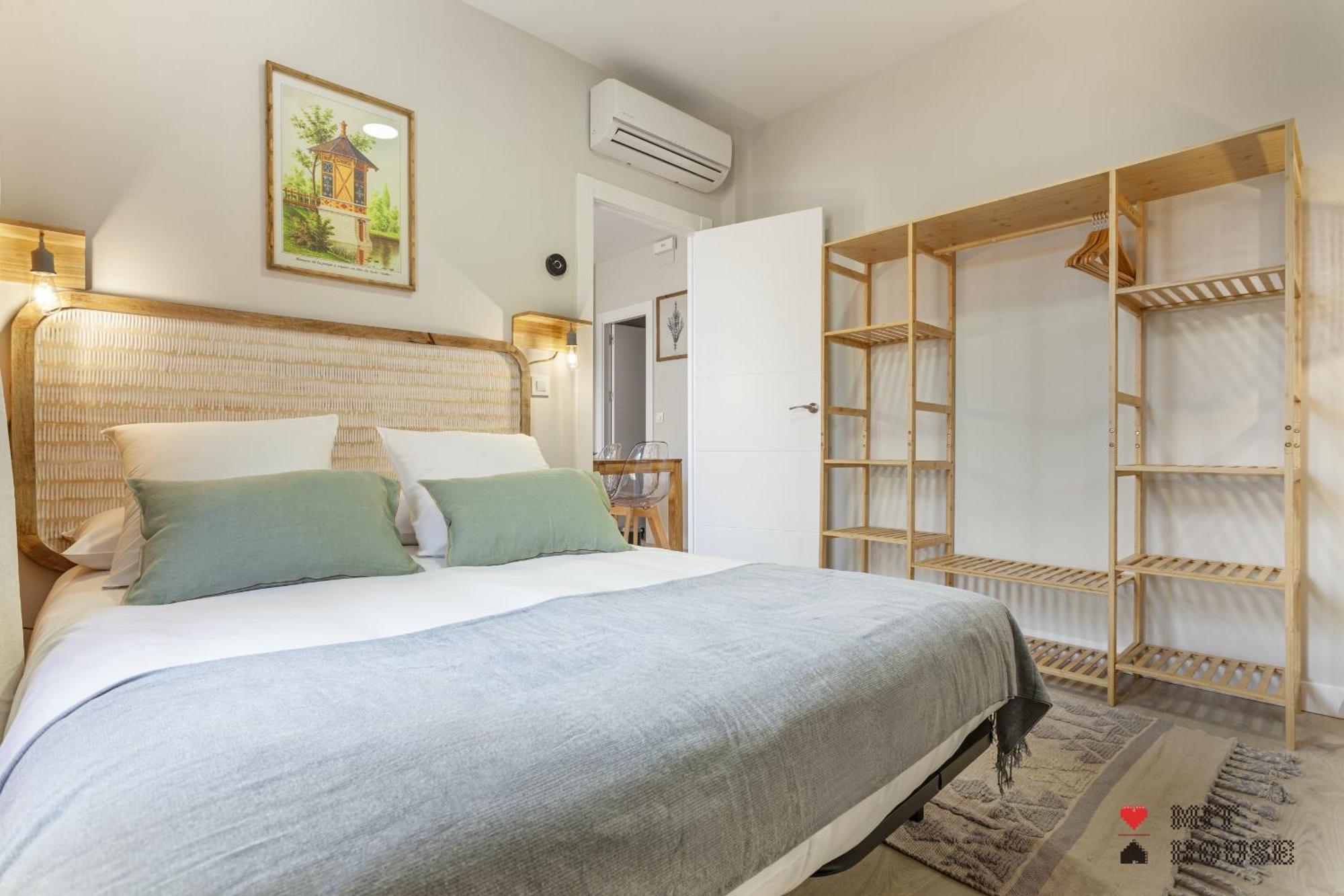Mit House Latina En * Madrid