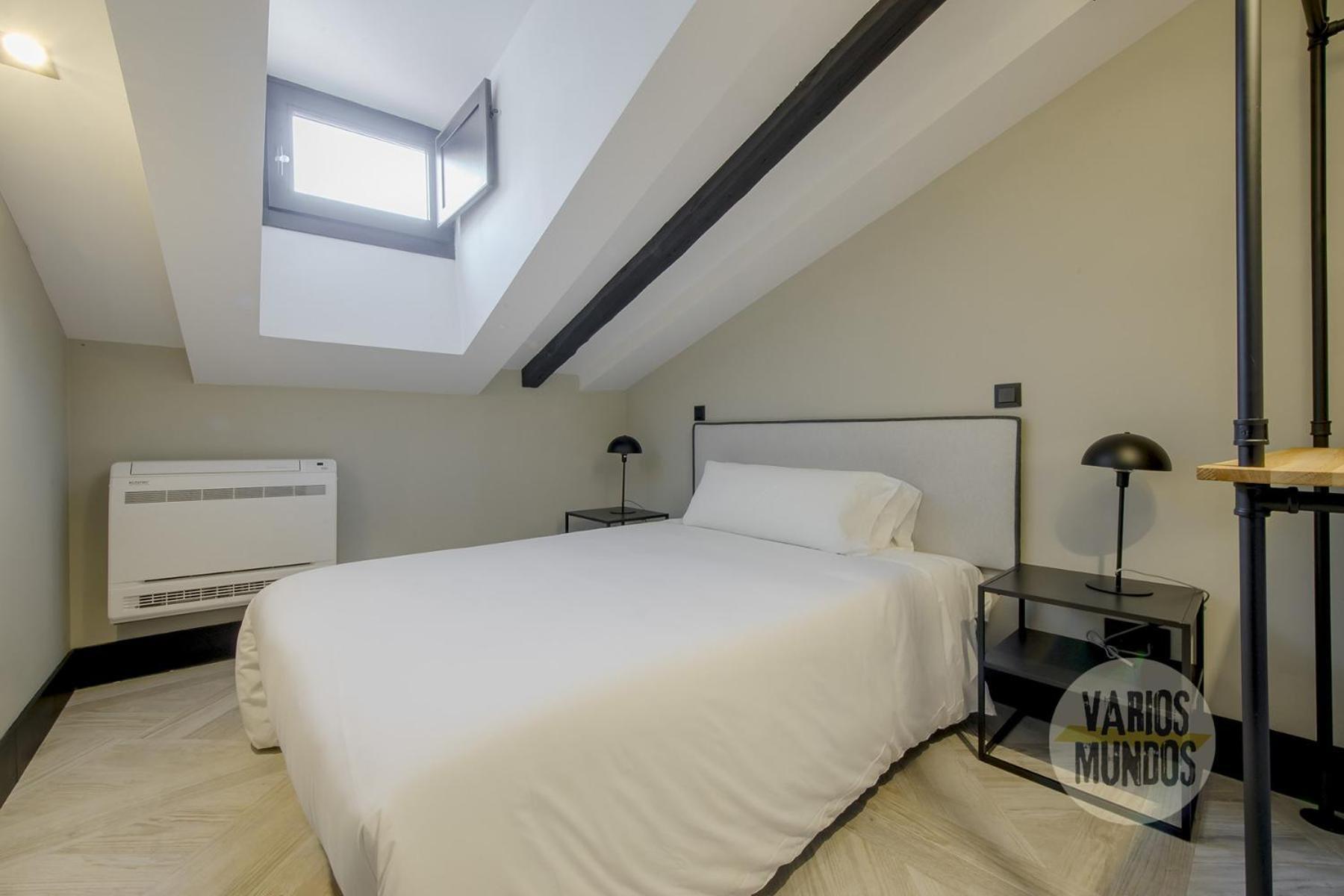 Familiar 5pax En Calle Santa Ana-centro E2