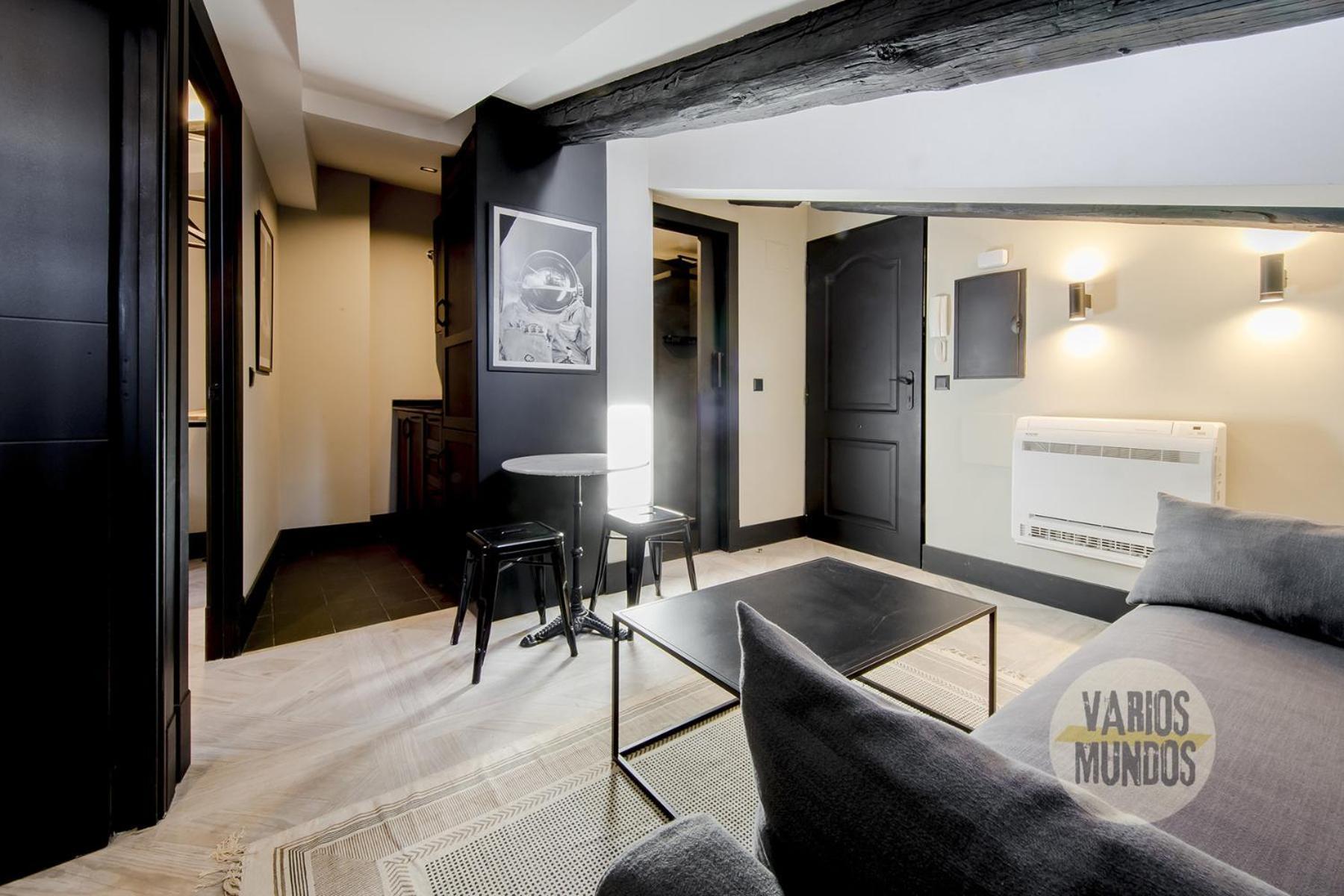 Familiar 5pax En Calle Santa Ana-centro E2 * Madrid