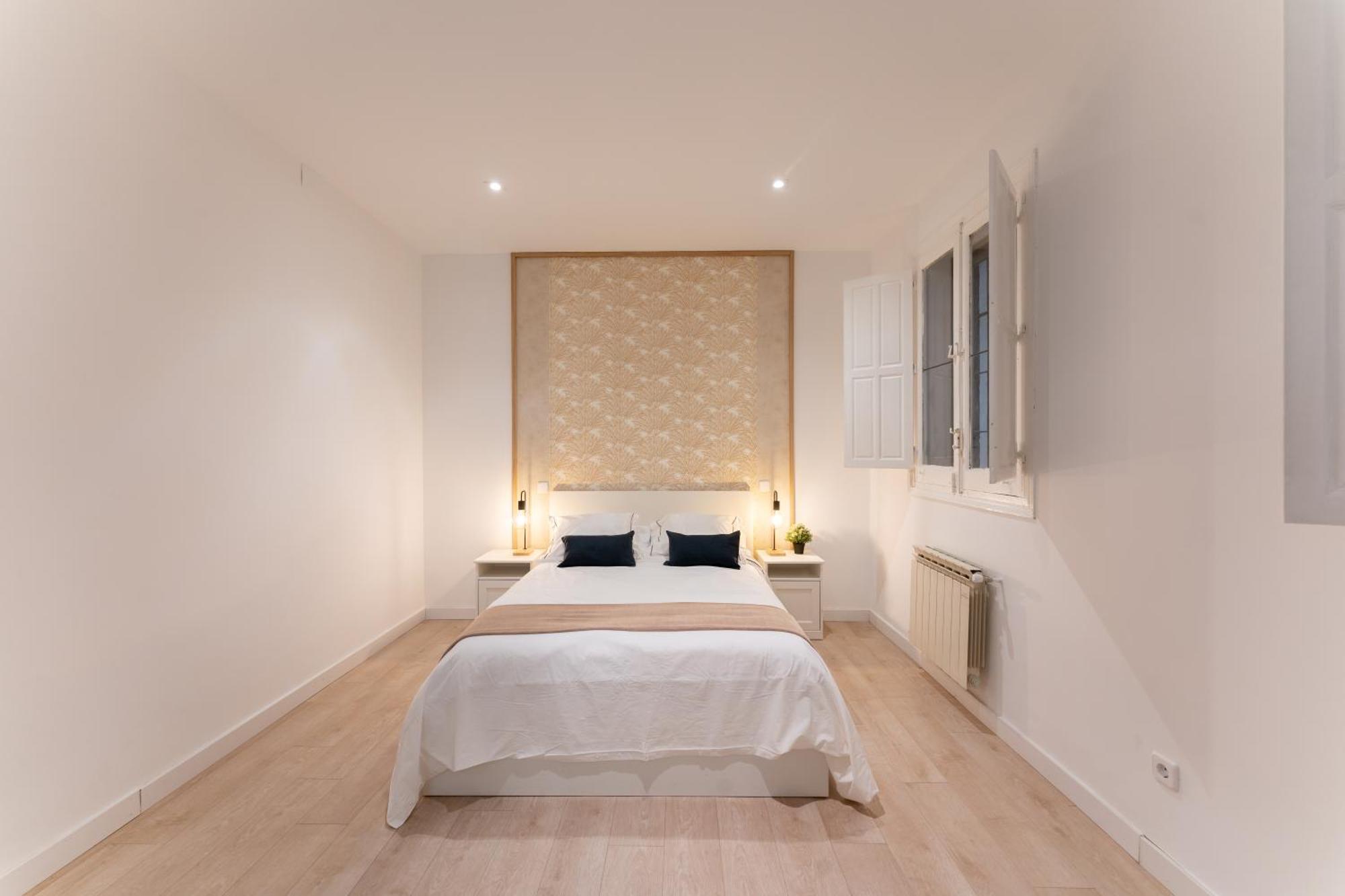 Luxe In Chamberi Chic Apartment Madrid