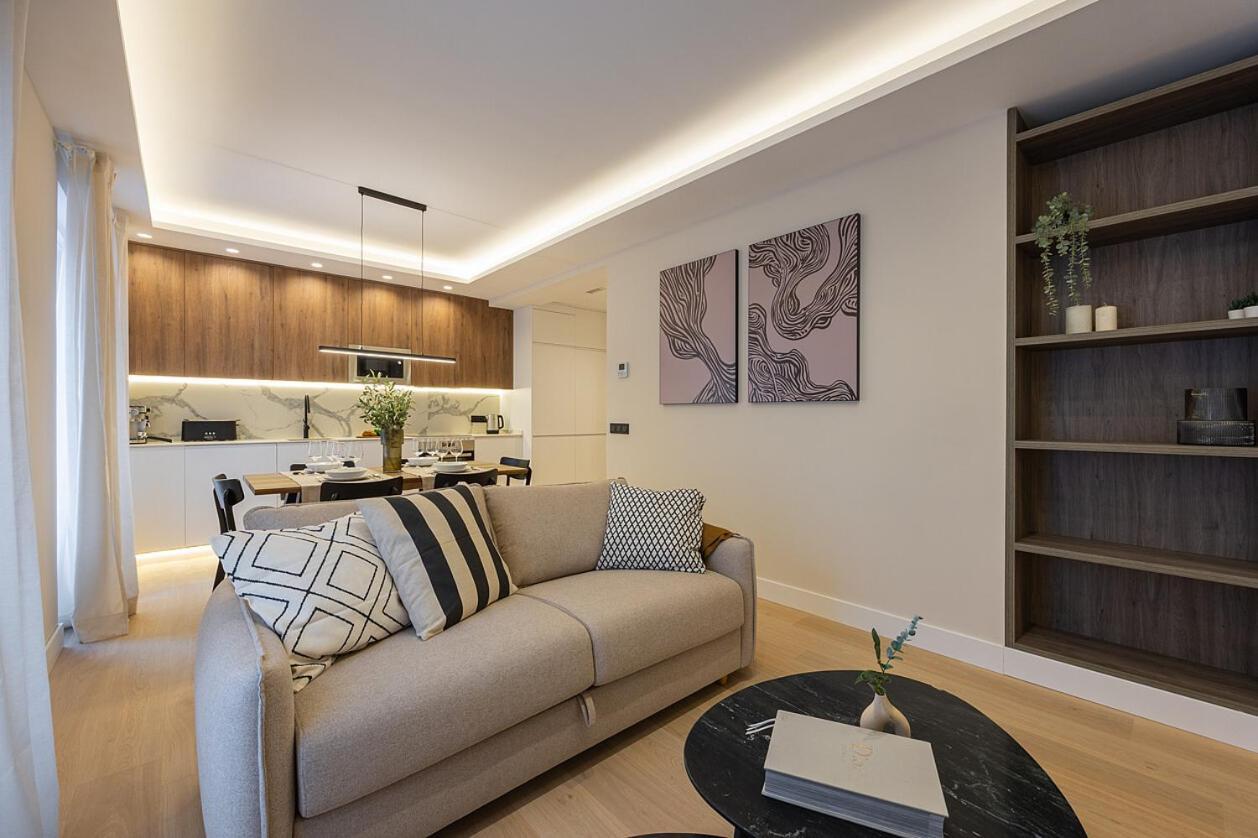 Gran Via Xv Calle De Conchas 4br 4bh Appartamento Madrid