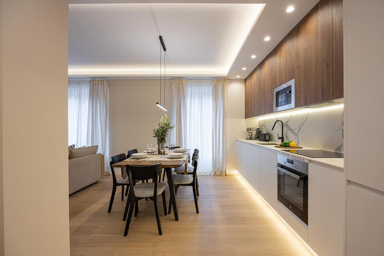 Appartamento Gran Via Xv Calle De Conchas 4br 4bh Madrid