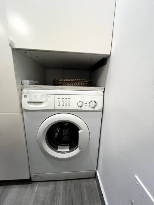 Ubicacion Inmejorable: 5 Minutos Del Retiro, Wizink Center, Puerta De Alcala, Goya, Serrano, Velazquez Mas. Apartamento Madrid