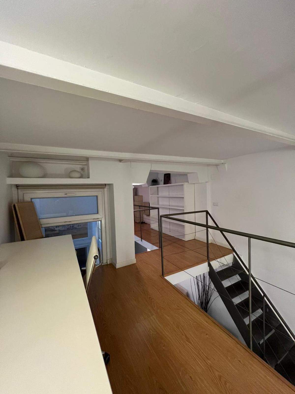 Excelente Loft En Trafalgar *