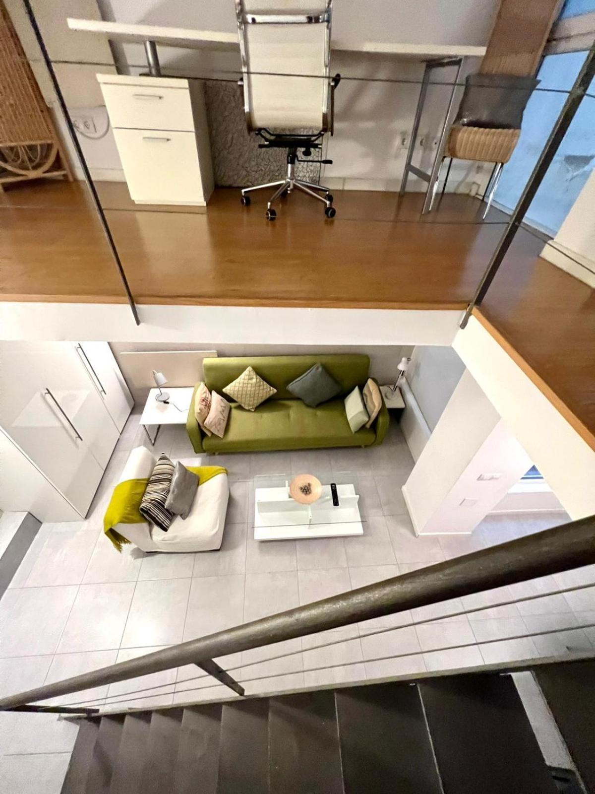 Excelente Loft En Trafalgar *