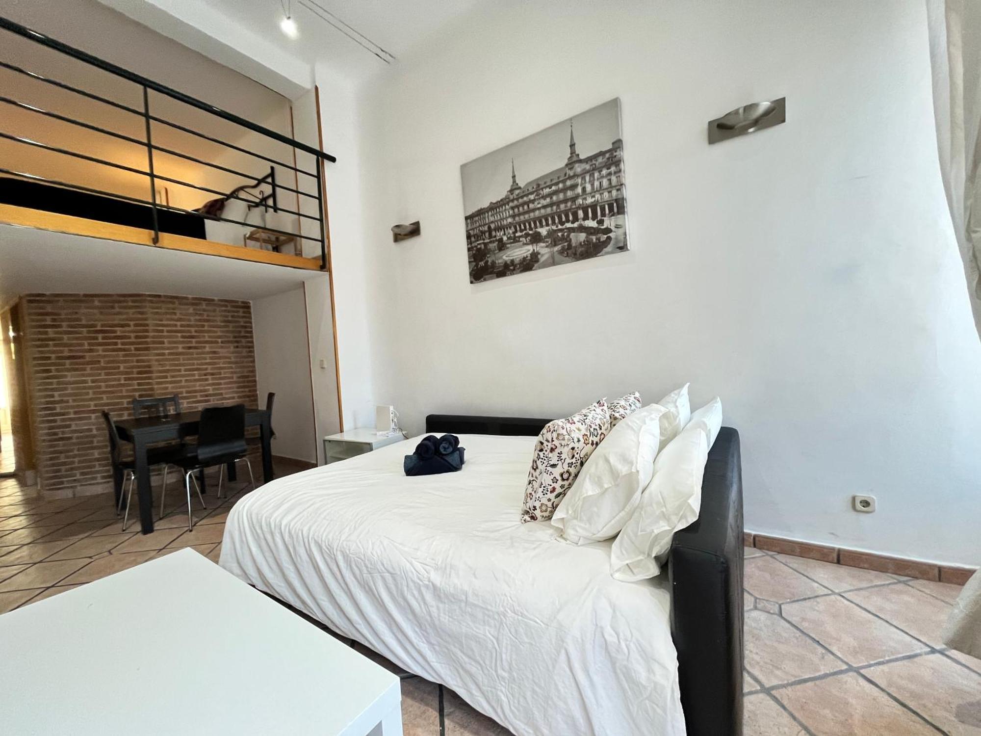 Loft Plaza Mayor 2 Temporal Appartement *