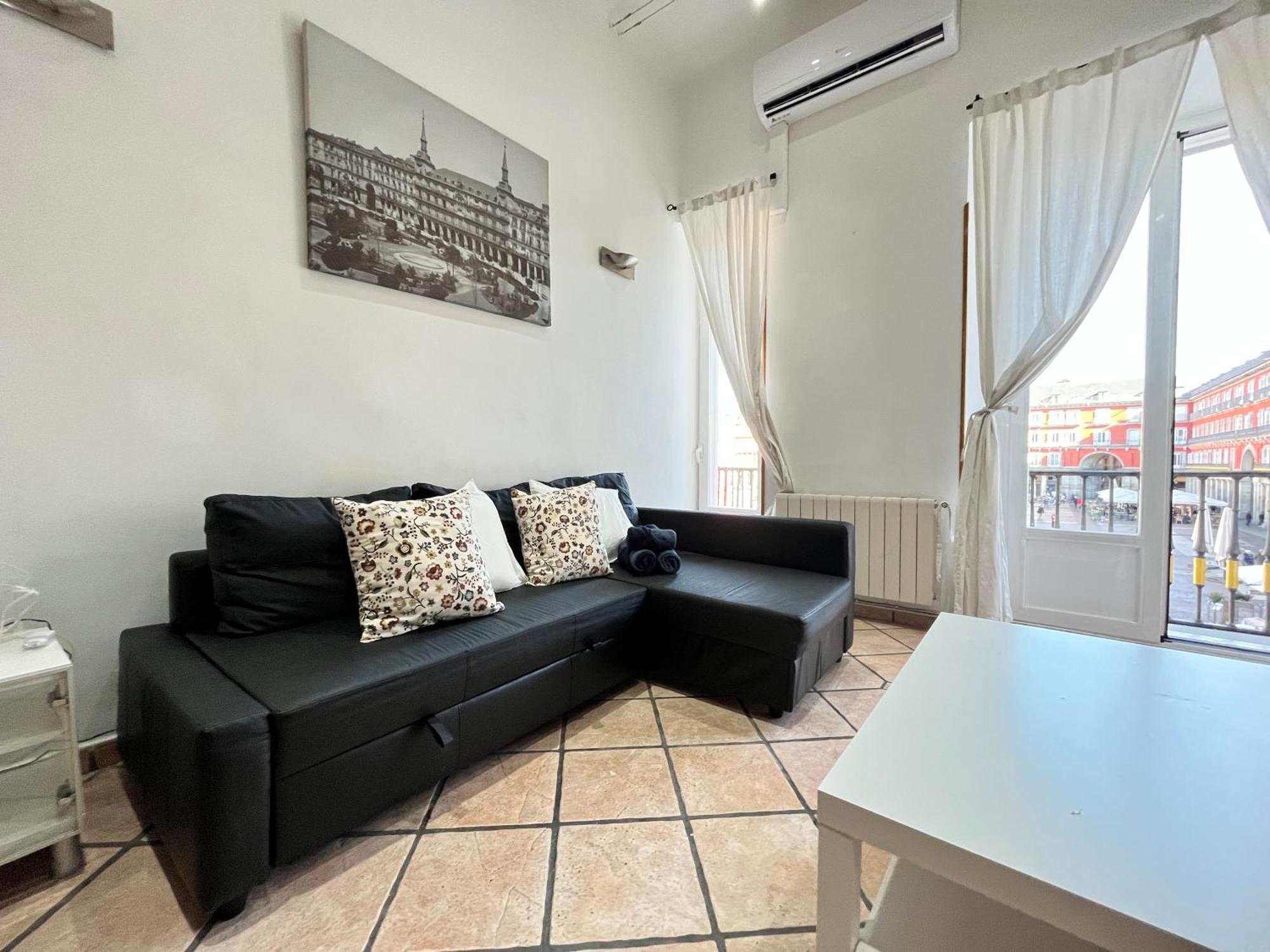 Loft Plaza Mayor 2 Temporal Appartement