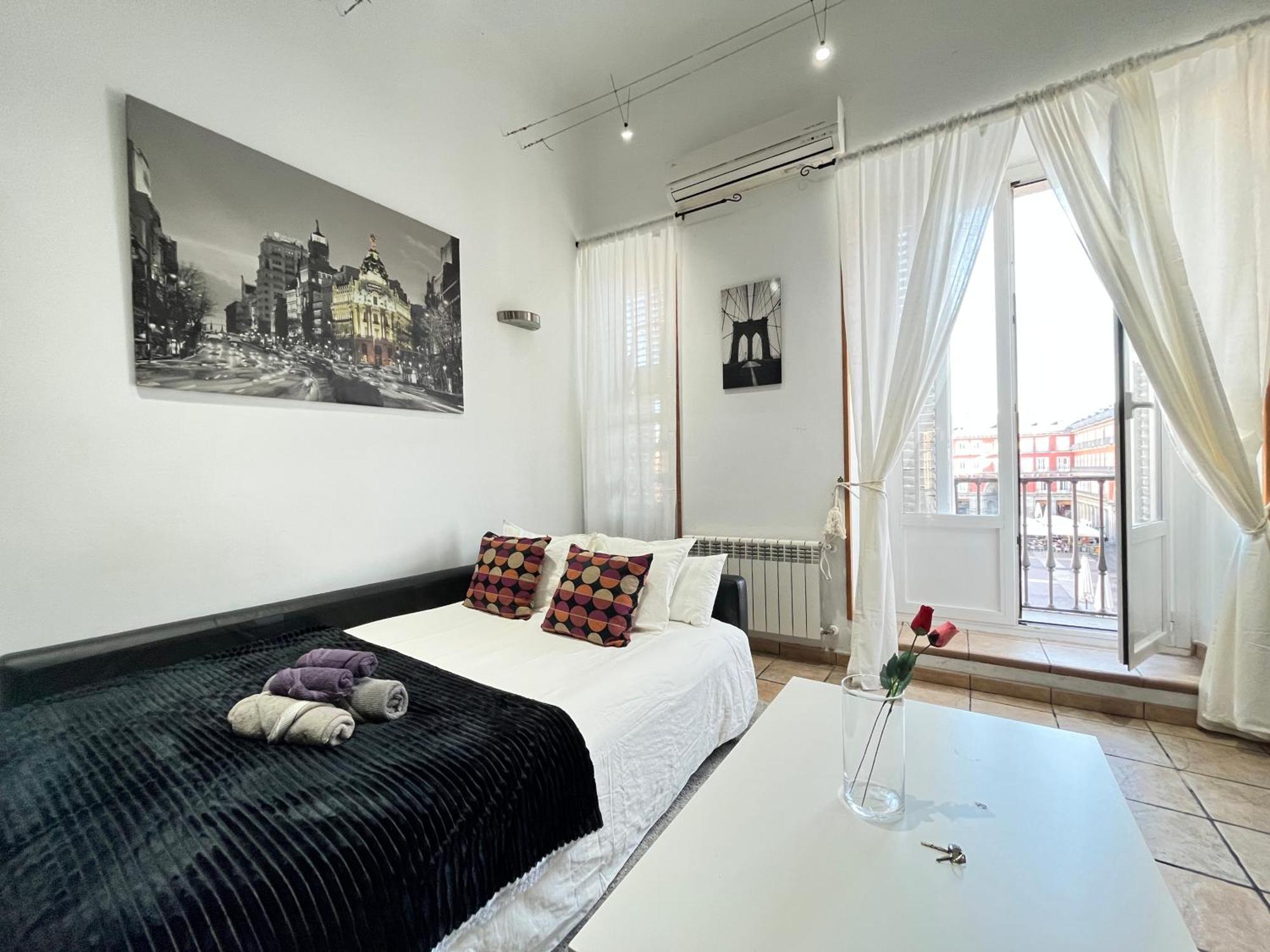 Loft Plaza Mayor 3 Temporal Apartamento *
