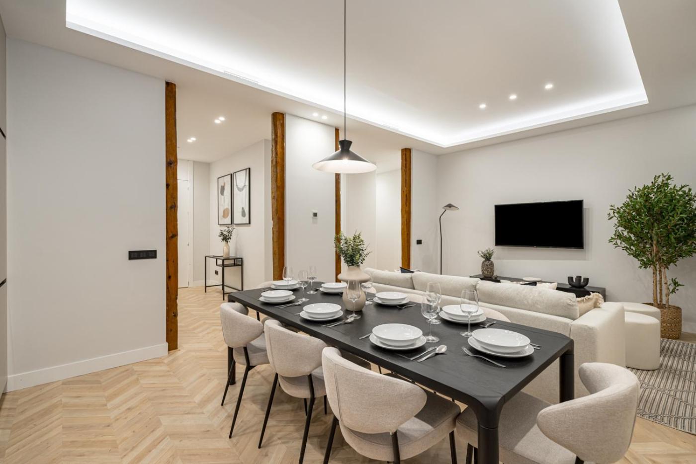 Centro Xx Calle Montera 5br 6bh Appartement