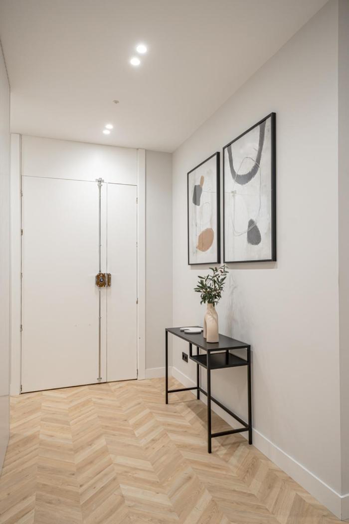 Apartment Centro Xx Calle Montera 5br 6bh