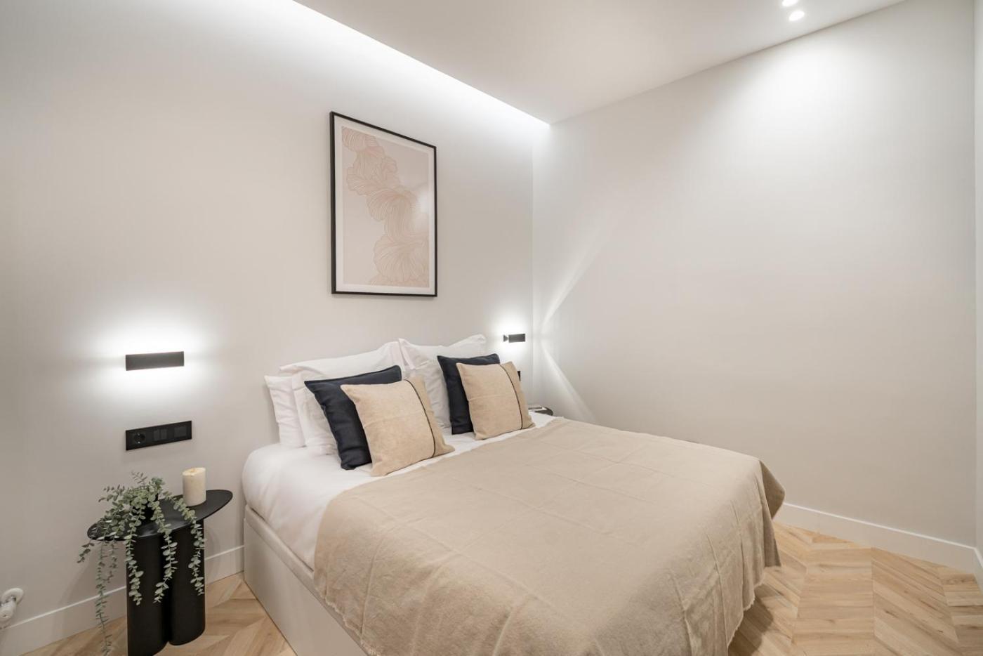 Centro Xx Calle Montera 5br 6bh Appartement *
