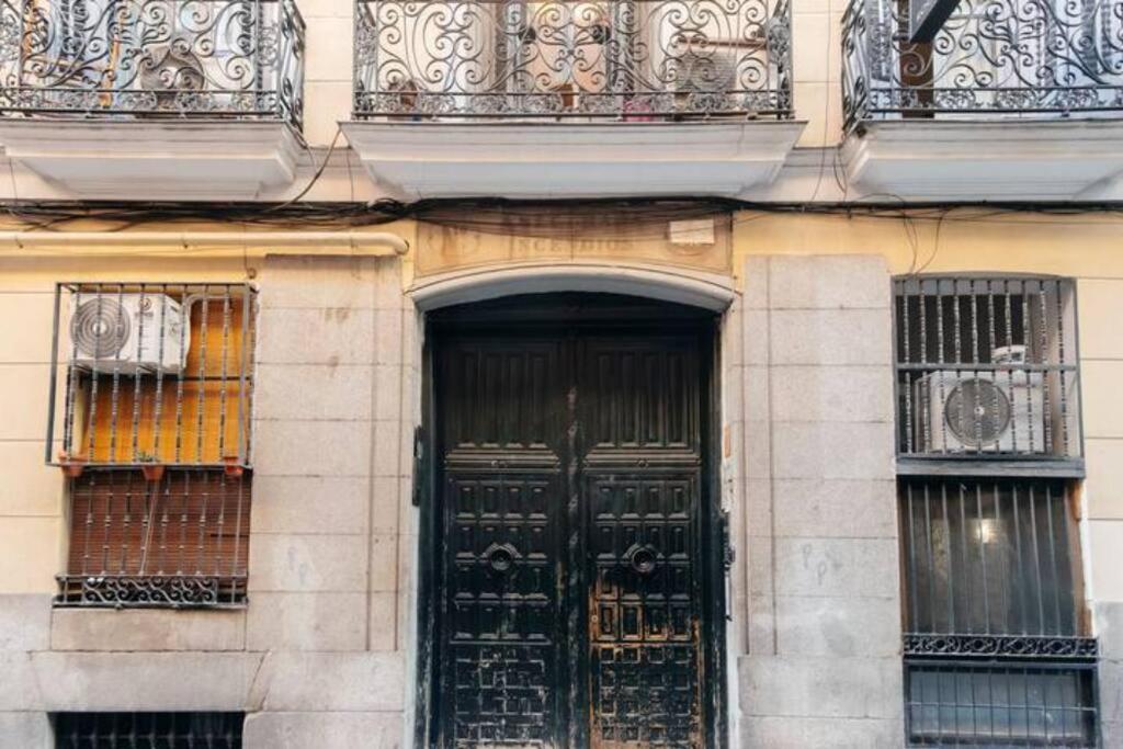 Cozy In Chueca. Barb1 *