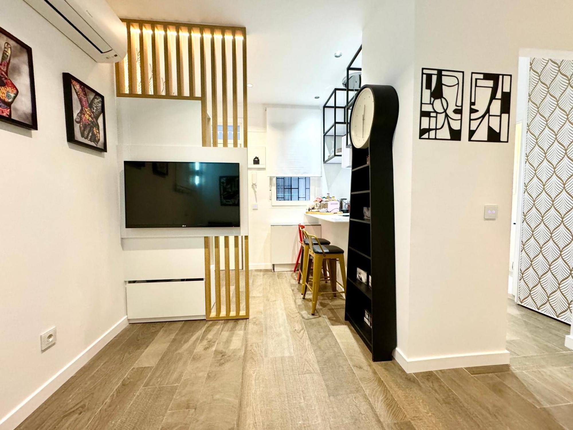 Luxury Flat Center & Parking Free Non Touristic Appartamento