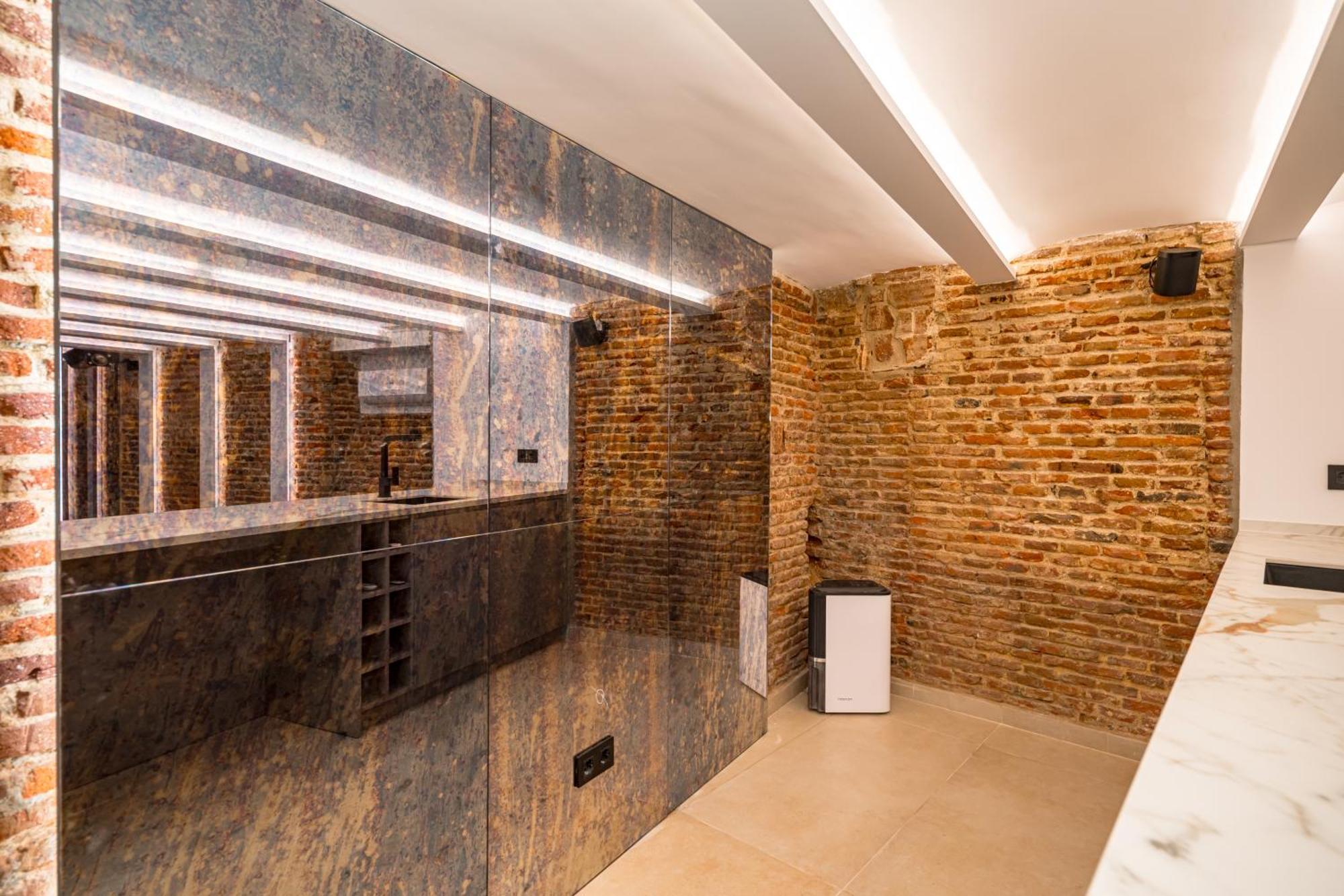 Apartment Malasana Vii Calle San Mateo 3br 3bh