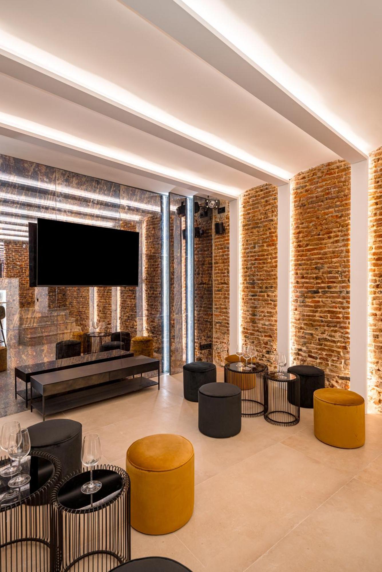 Apartment Malasana Vii Calle San Mateo 3br 3bh *