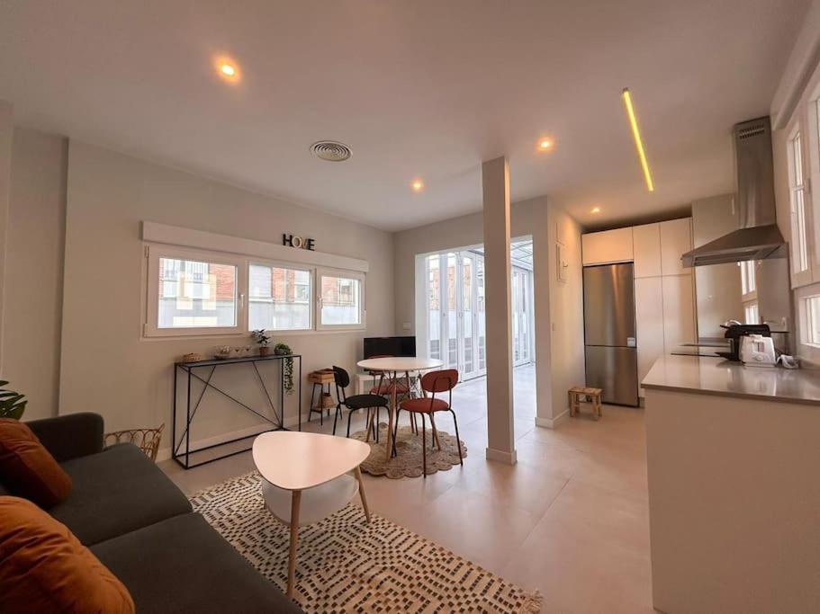 Apartment Elegant Penthouse In Cuatro Caminos - Pal Madrid