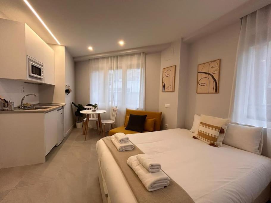 Cozy In Tetuan - En 1/8 * Madri