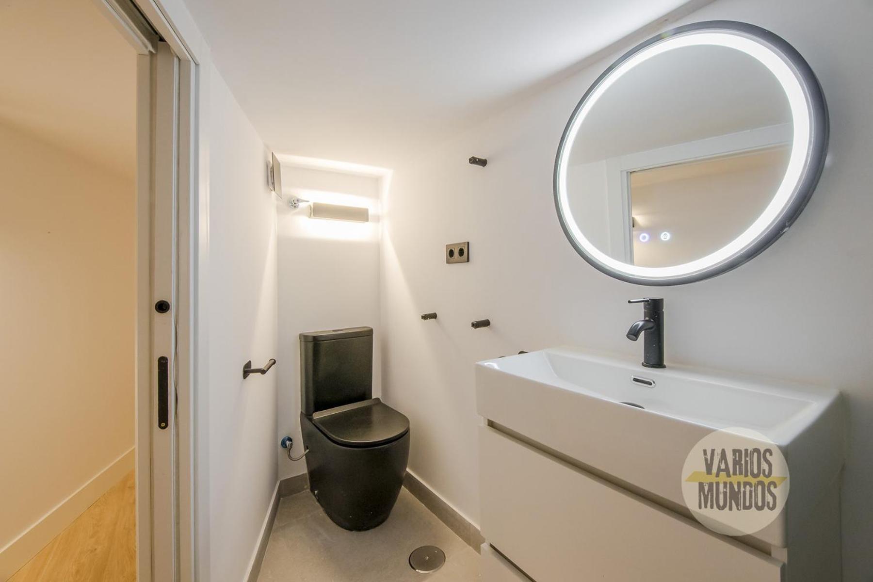 Centrico And New Bajo 10pax En Gran Via Apartamento