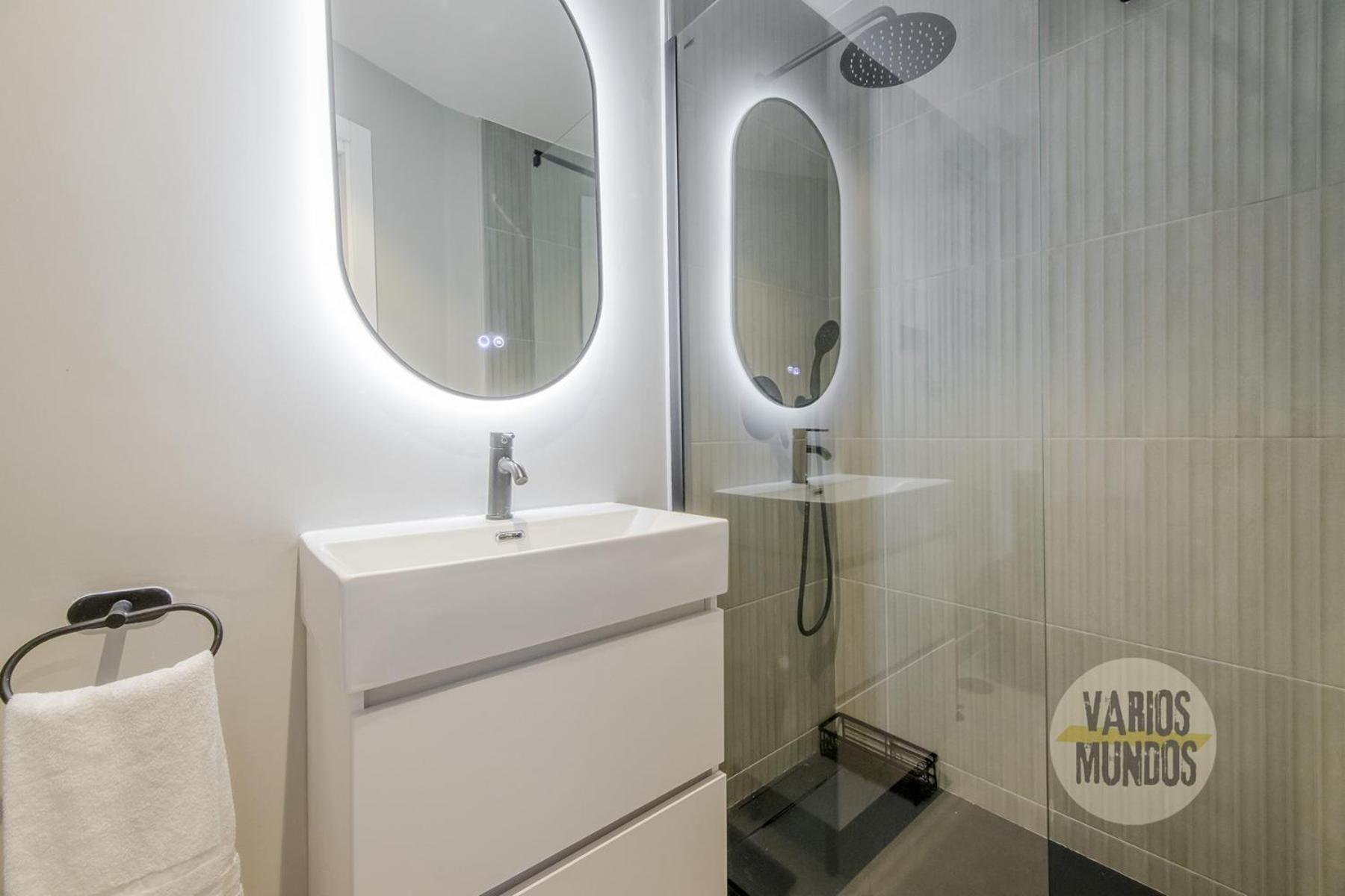 Apartamento Centrico And New Bajo 10pax En Gran Via *