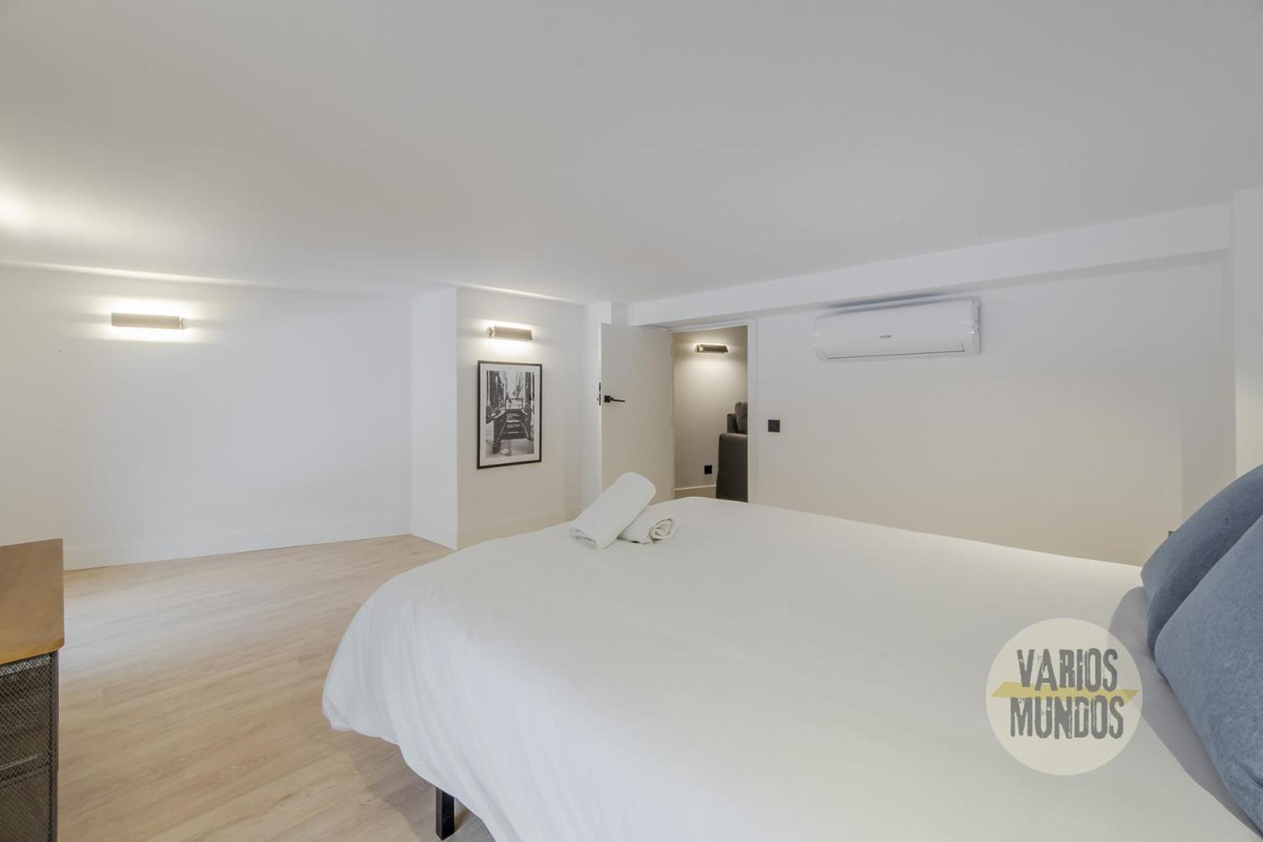 Centrico And New Bajo 10pax En Gran Via Apartamento *