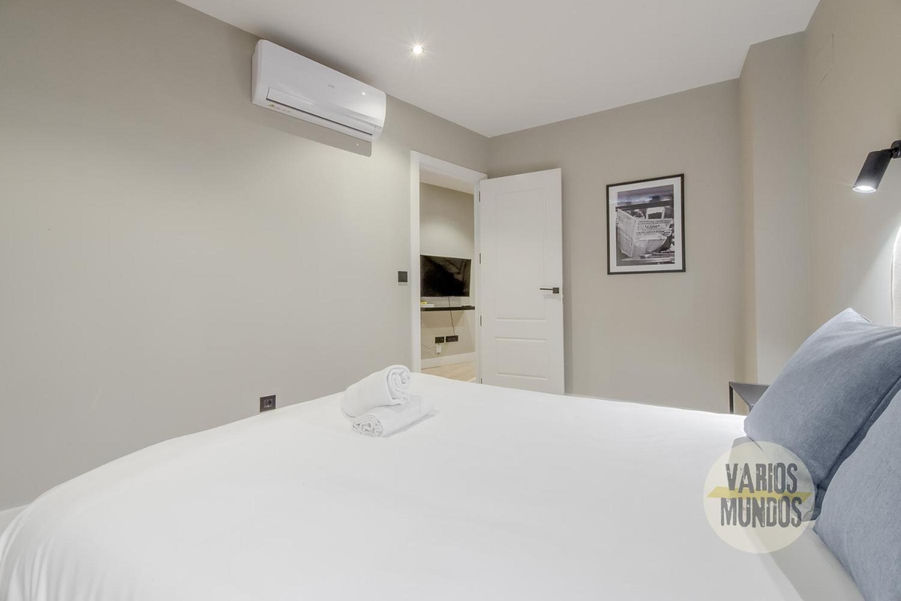 Centrico And New Bajo 10pax En Gran Via Apartamento *