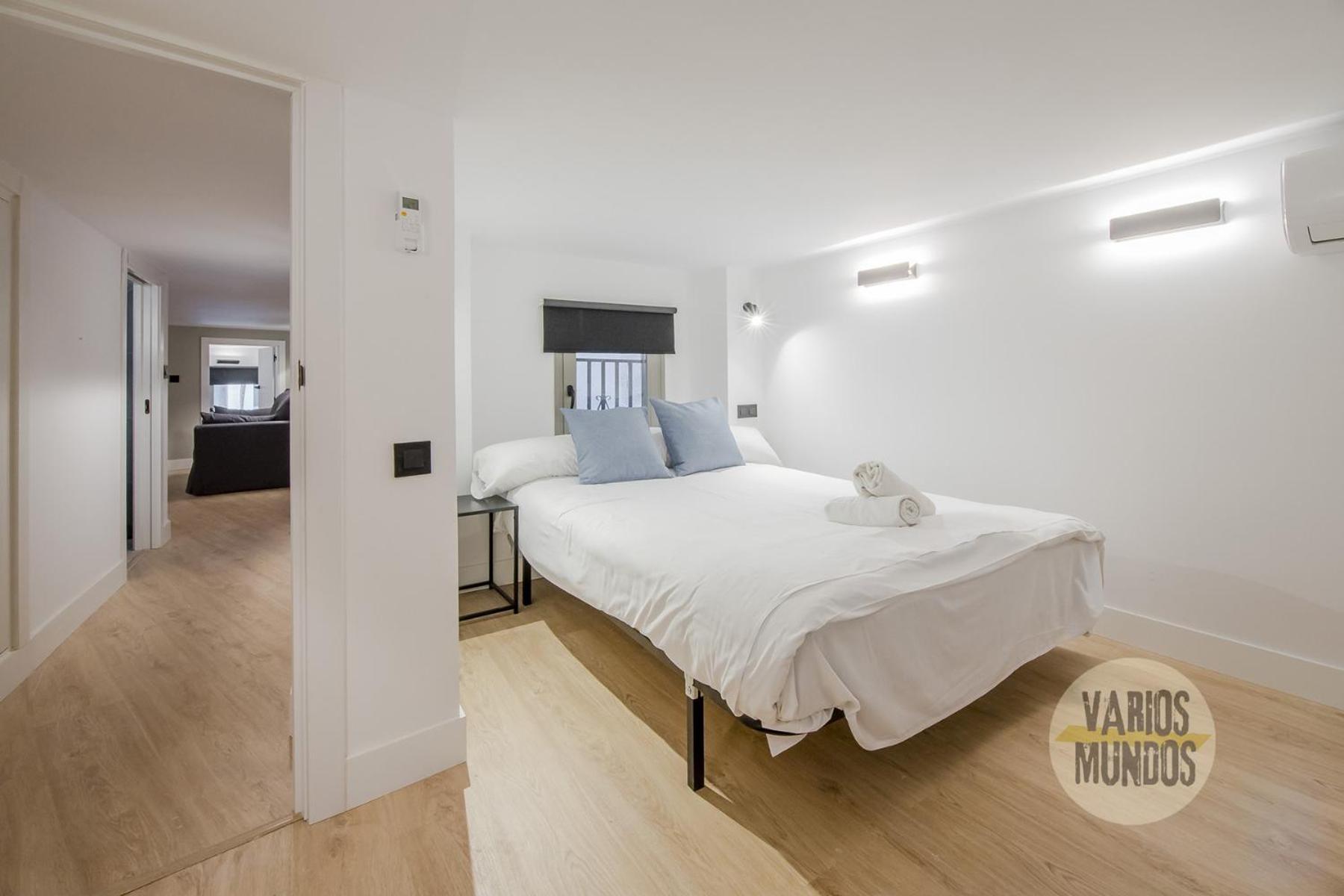 Centrico And New Bajo 10pax En Gran Via Apartamento *