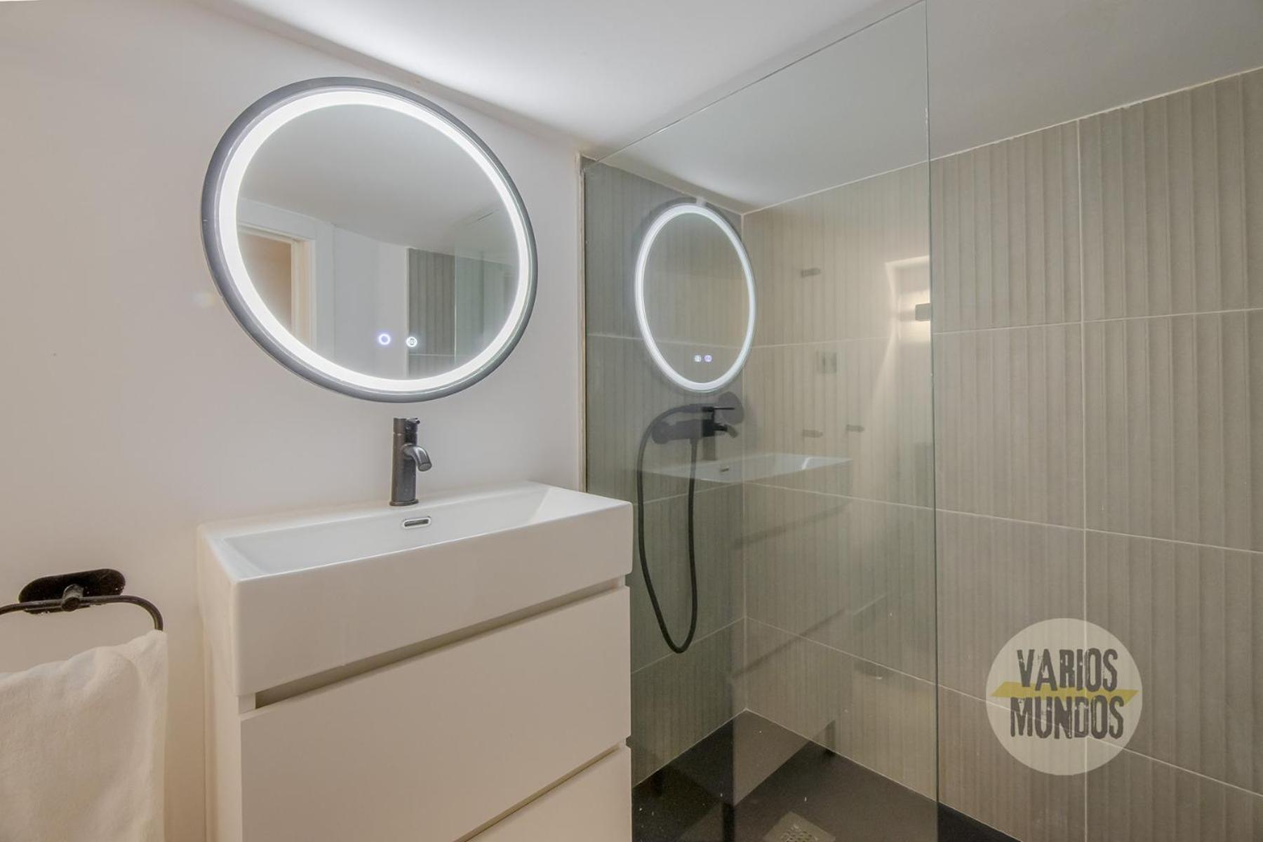 Apartamento Centrico And New Bajo 10pax En Gran Via