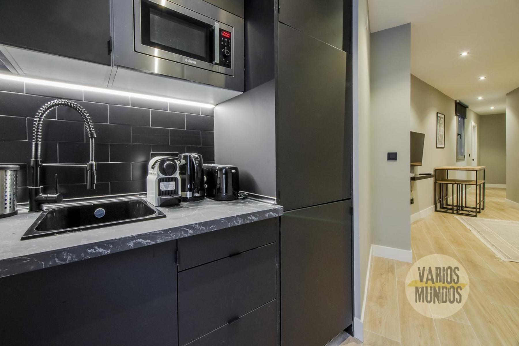 Apartamento Centrico And New Bajo 10pax En Gran Via *