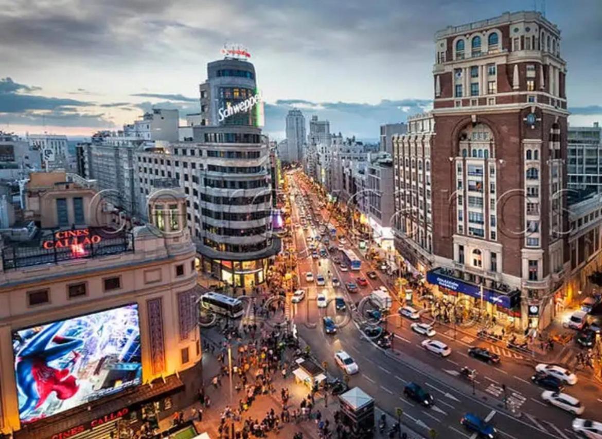 Puerta Del Sol House Madrid