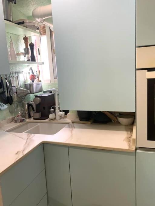 Exclusivo Y Acogedor Piso Con Encanto En Plaza Chueca, Con Aire Acondicionado Y Calefaccion *