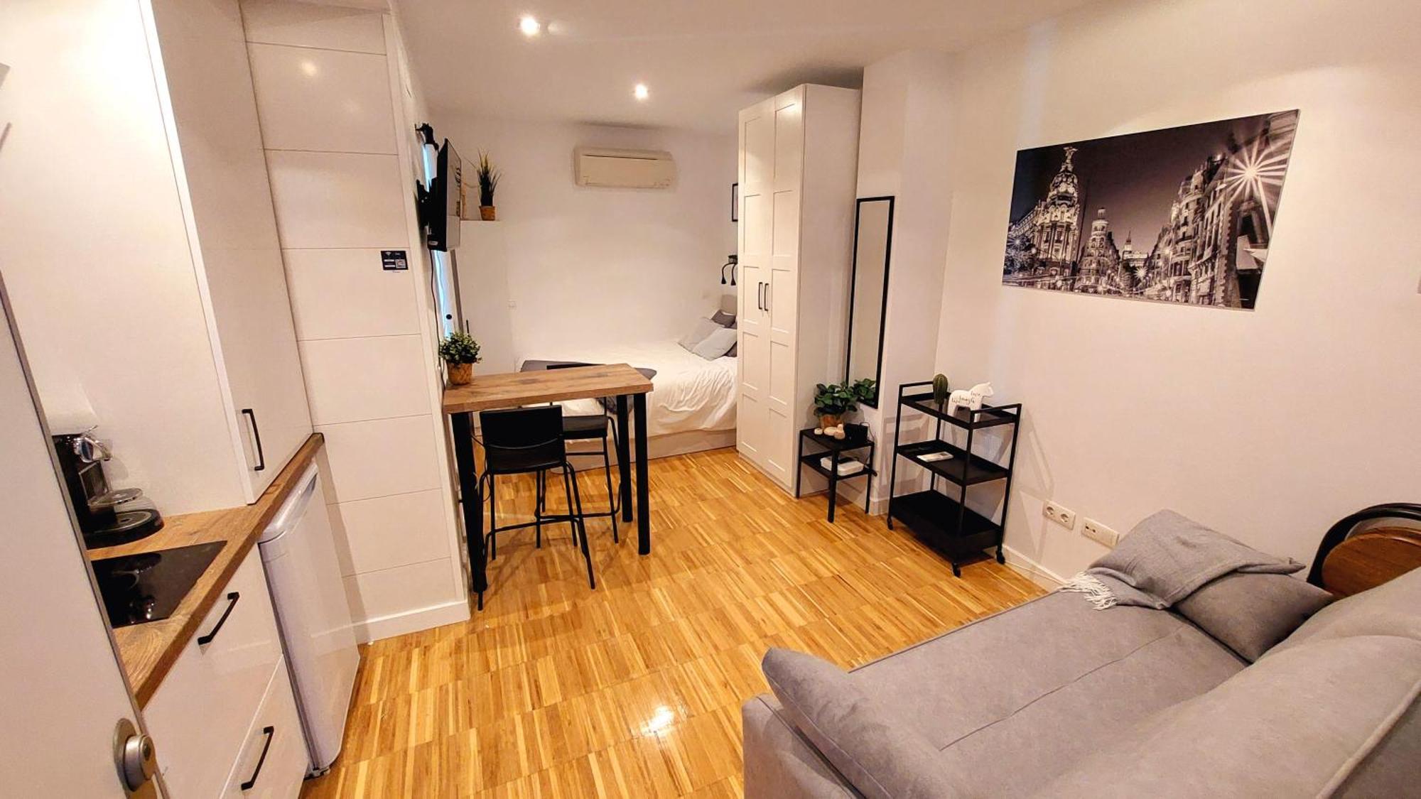 Acogedor Estudio En Delicias By Bebalmy *