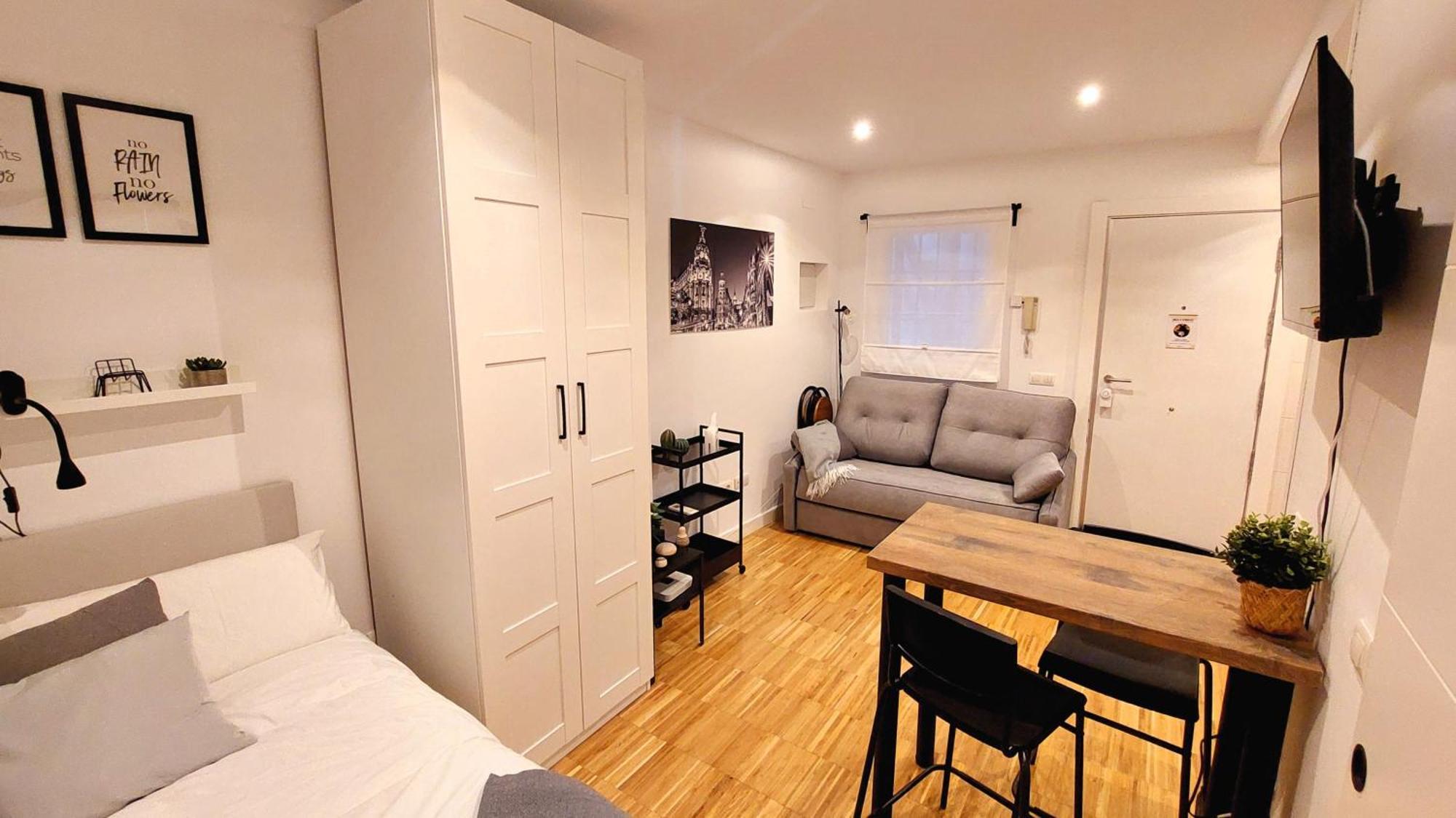 Apartment Acogedor Estudio En Delicias By Bebalmy Madrid