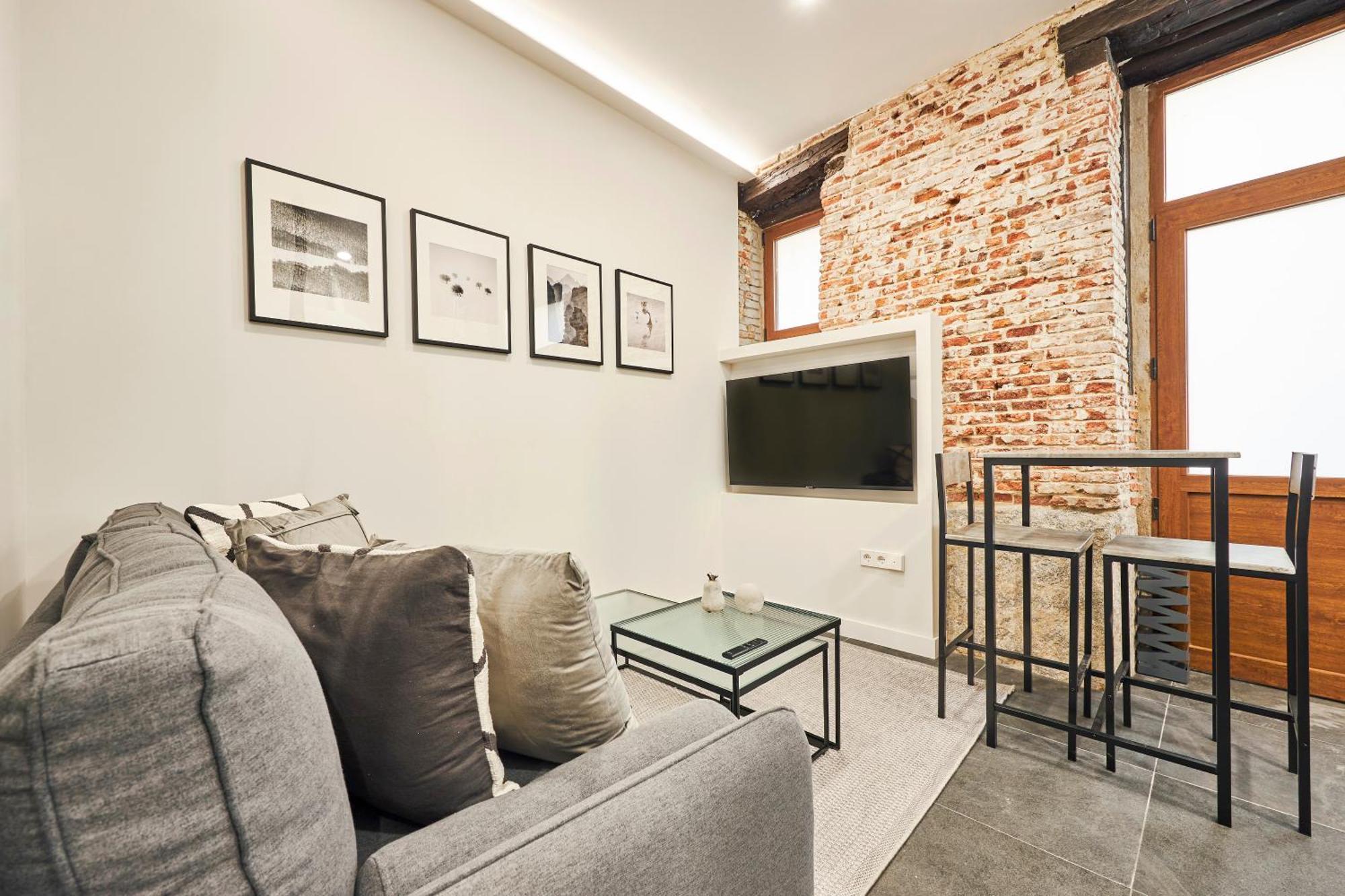 Apartment La Latina Style, By Presidence