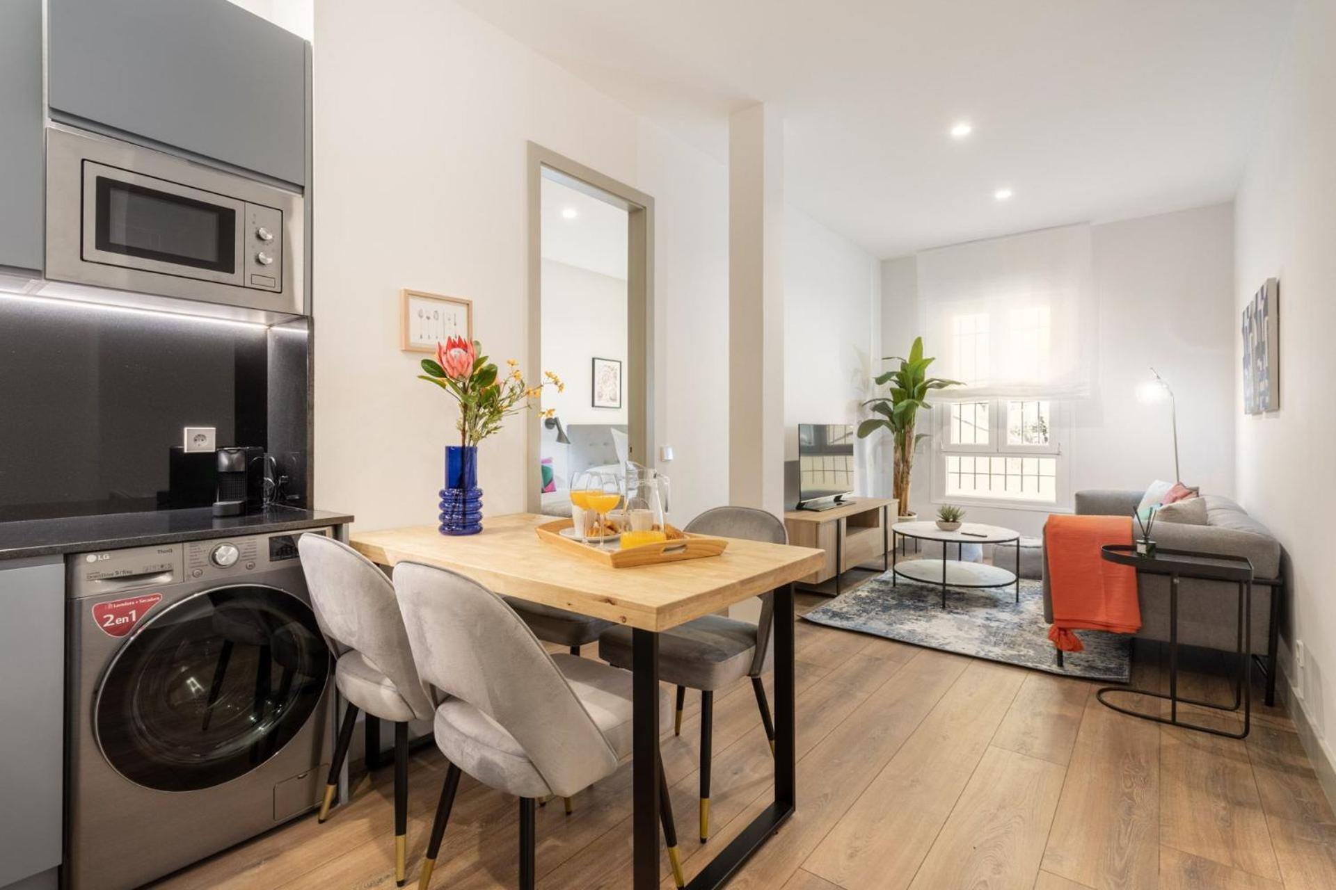 Appartamento Cozy Ground-floor For 4 In Chamberi Quevedo V Madrid
