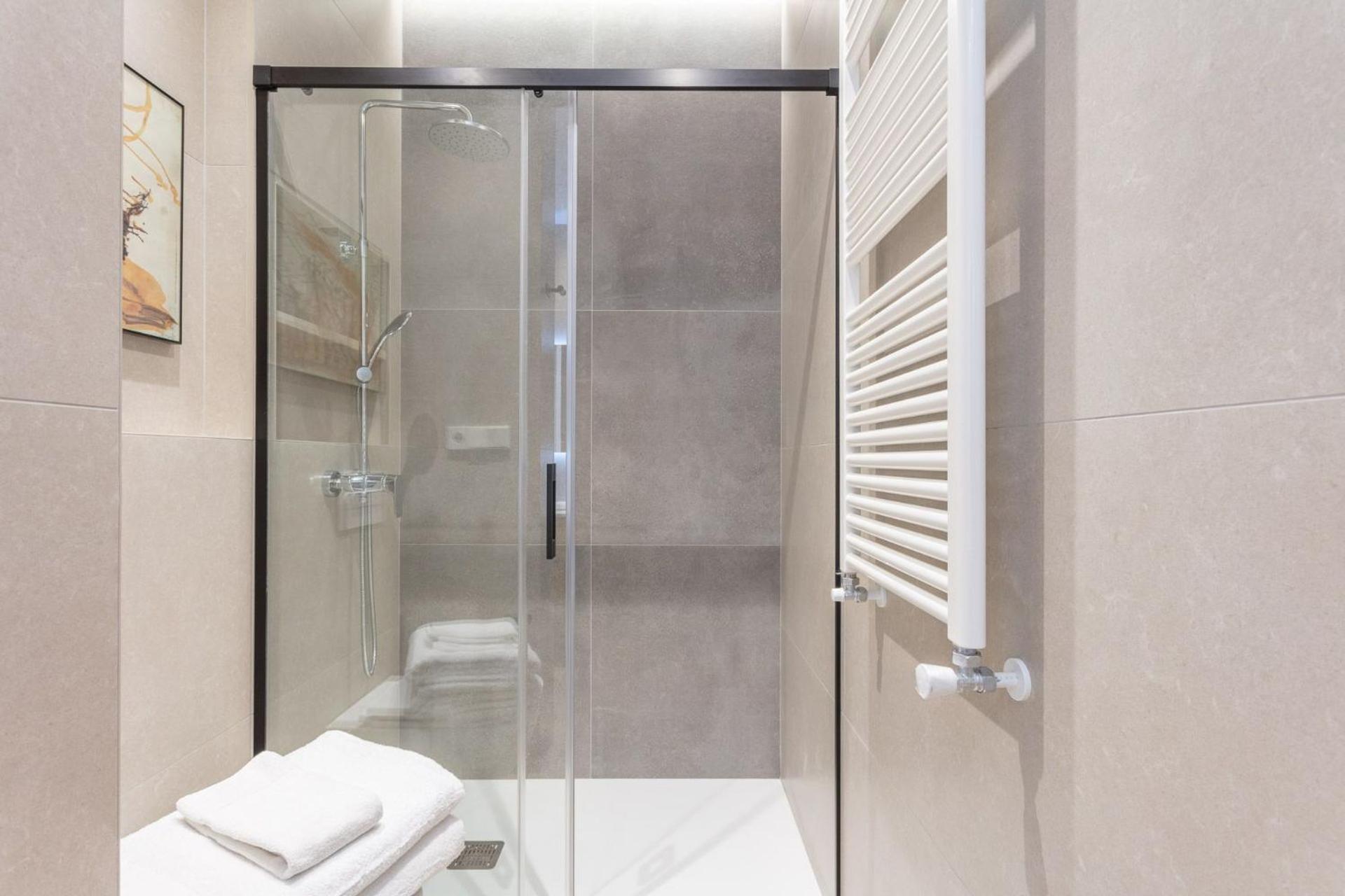Spacious 2-bedroom In Steps Away From Plaza Espana Conde Duque I Apartment *