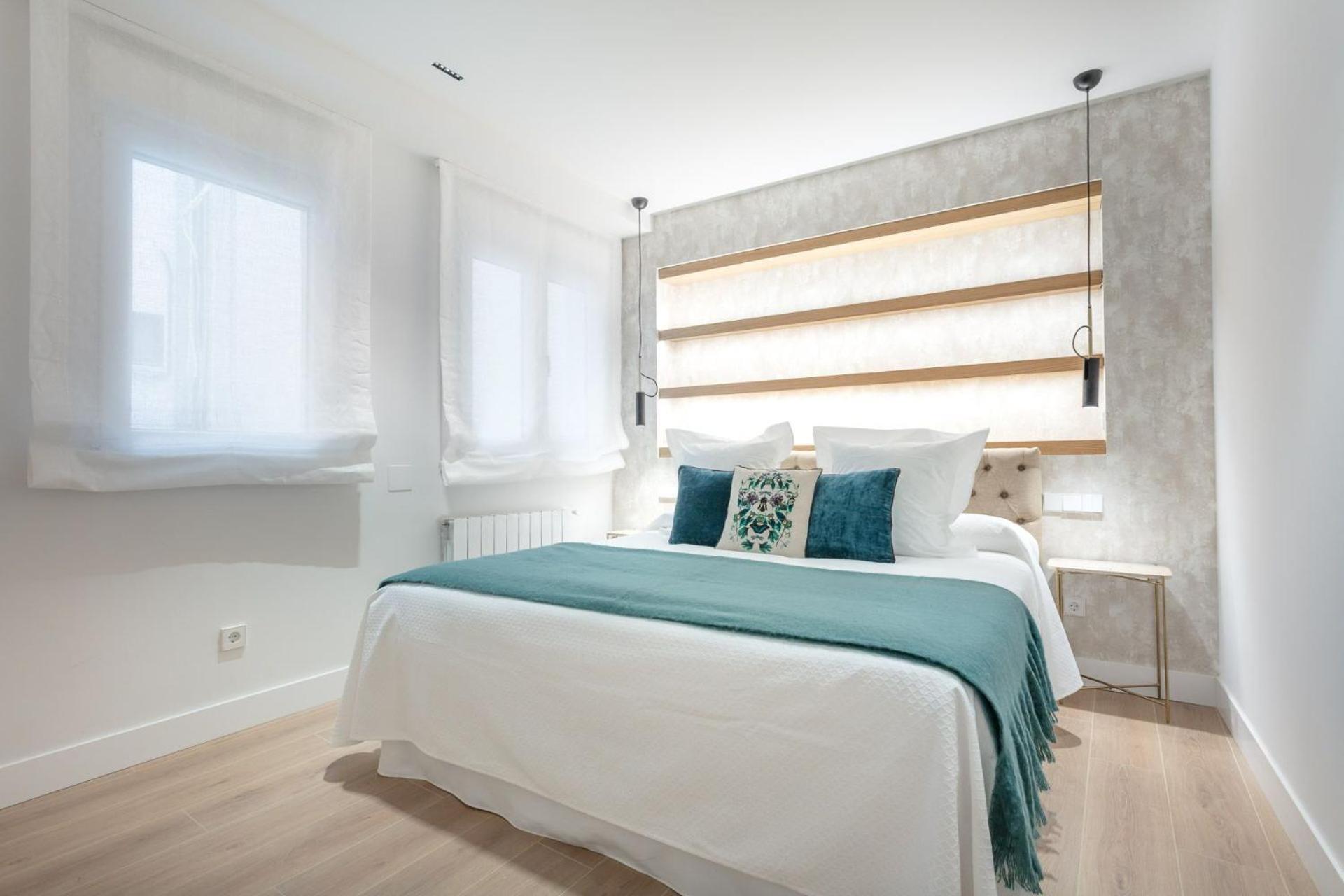 8-person Luxury In The Heart Of Prime Location Fuencarral I