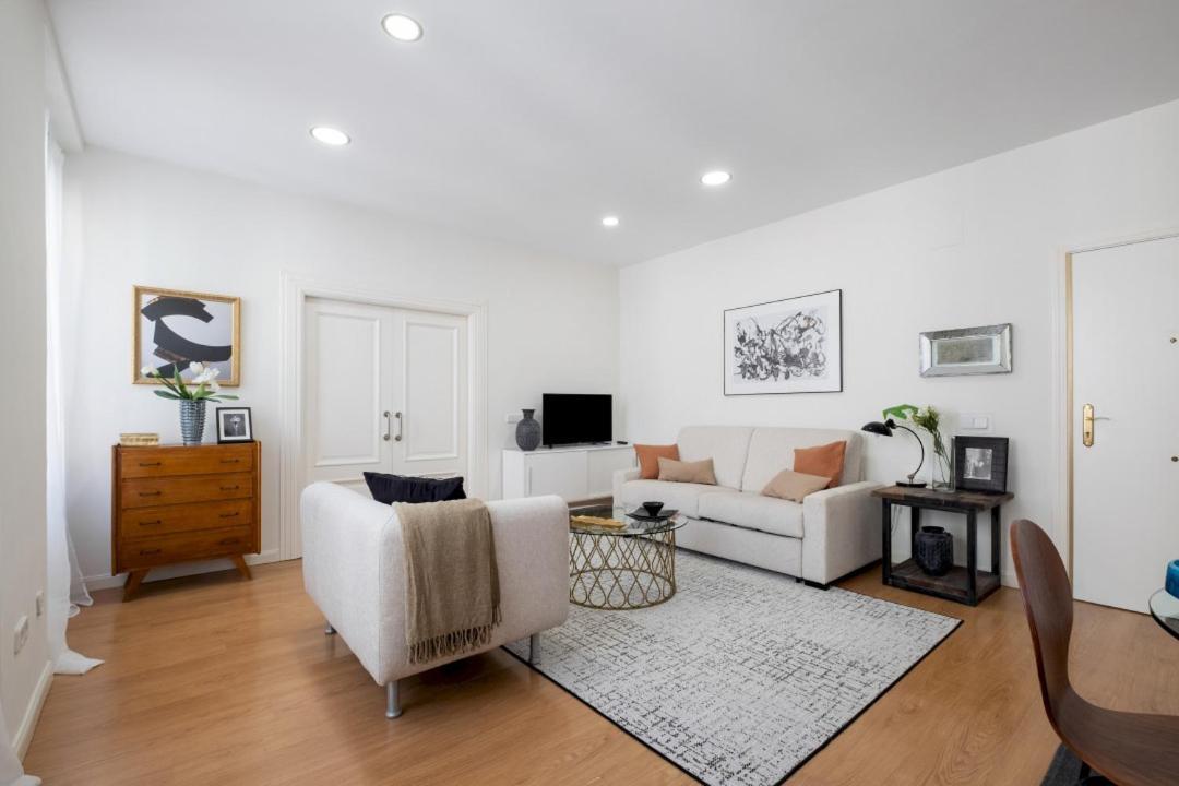Apartamento 1 Bedroom 1 Bathroom Furnished - Sol - Bright Refurbished - Mintystay *