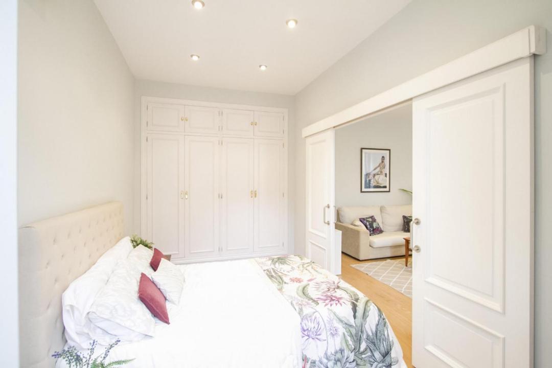 1 Bedroom 1 Bathroom Furnished - Sol - Bright Refurbished - Mintystay * Madri