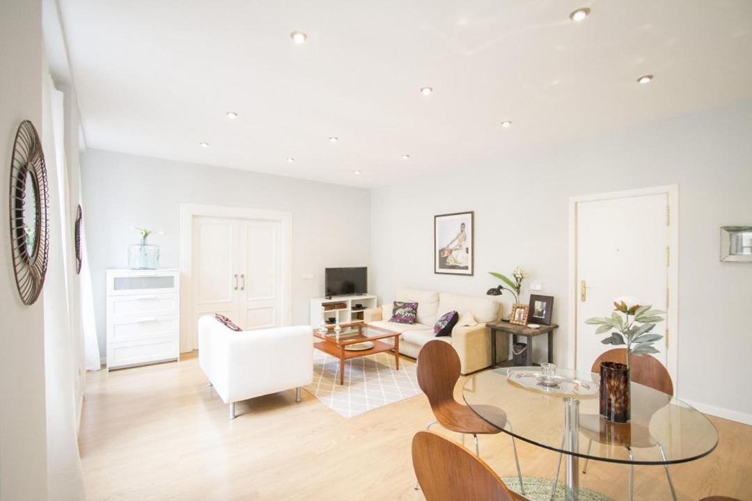 1 Bedroom 1 Bathroom Furnished - Sol - Bright Refurbished - Mintystay Apartamento Madri