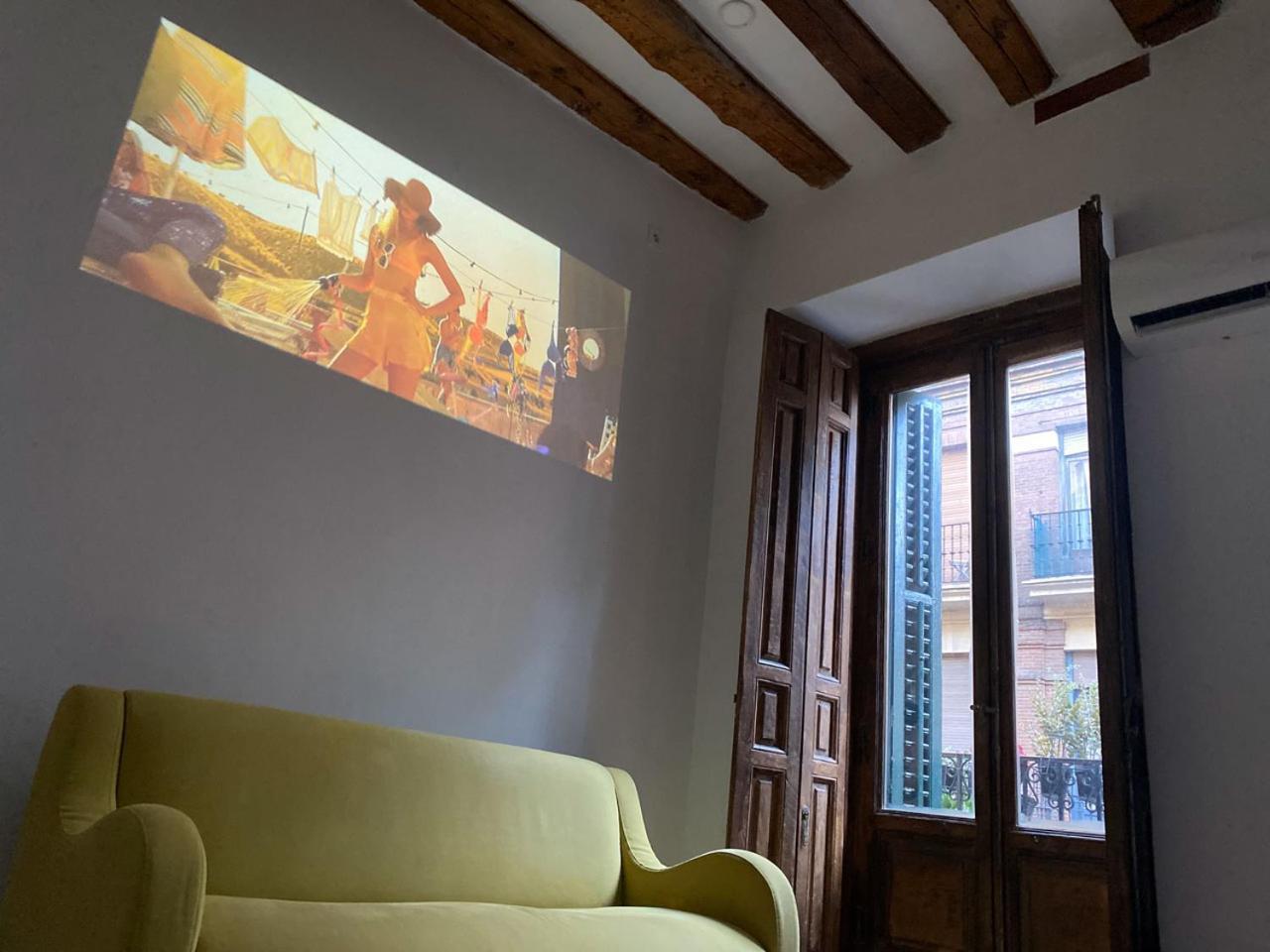 Hortaleza 4, Preciso Estudio En Chueca Junto A La Gran Via De Apartamento *
