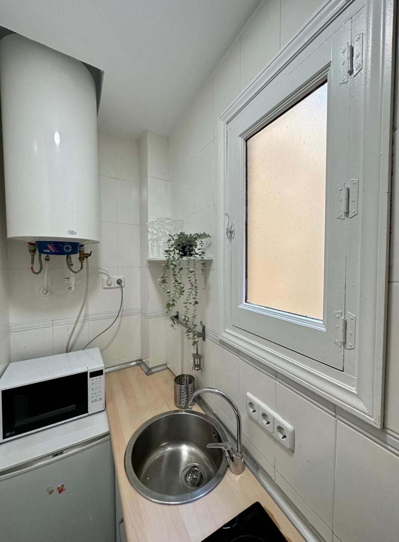 Loft 3pax En Huertas-cortes Apartment Madrid