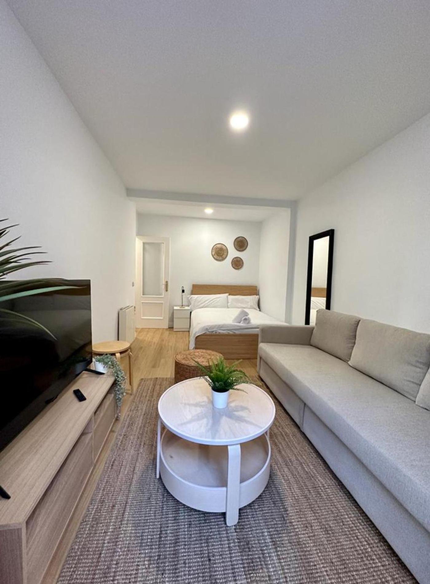 Calle Regueros Loft 3pax En Pleno Chueca Appartement